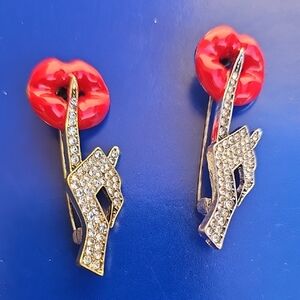Enamel Red Lip Brooch Simple Diamond Corsage Accessorie Metal Colors Gold Silver